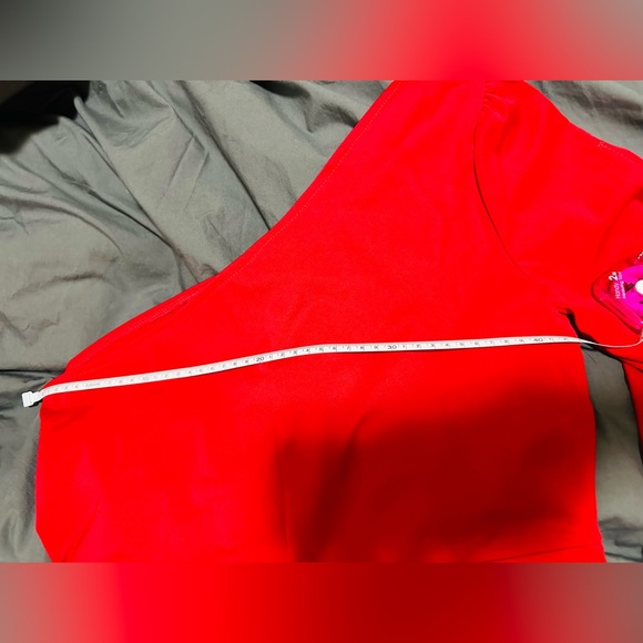 Red jumpsuit - Picture 4 of 4